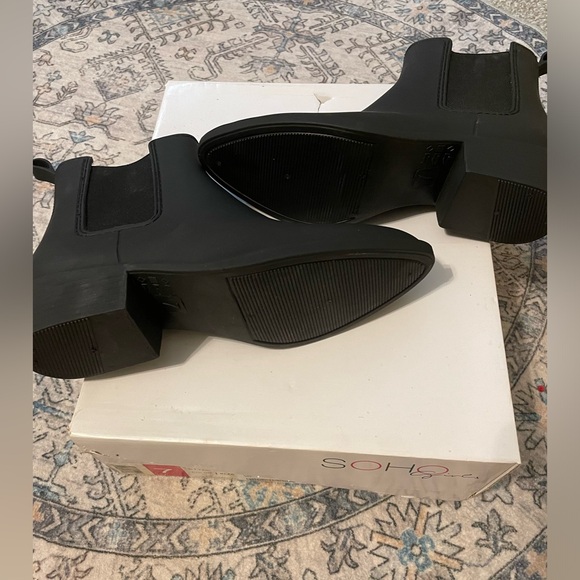 Black Rain Chelsea Boots - Picture 5 of 7